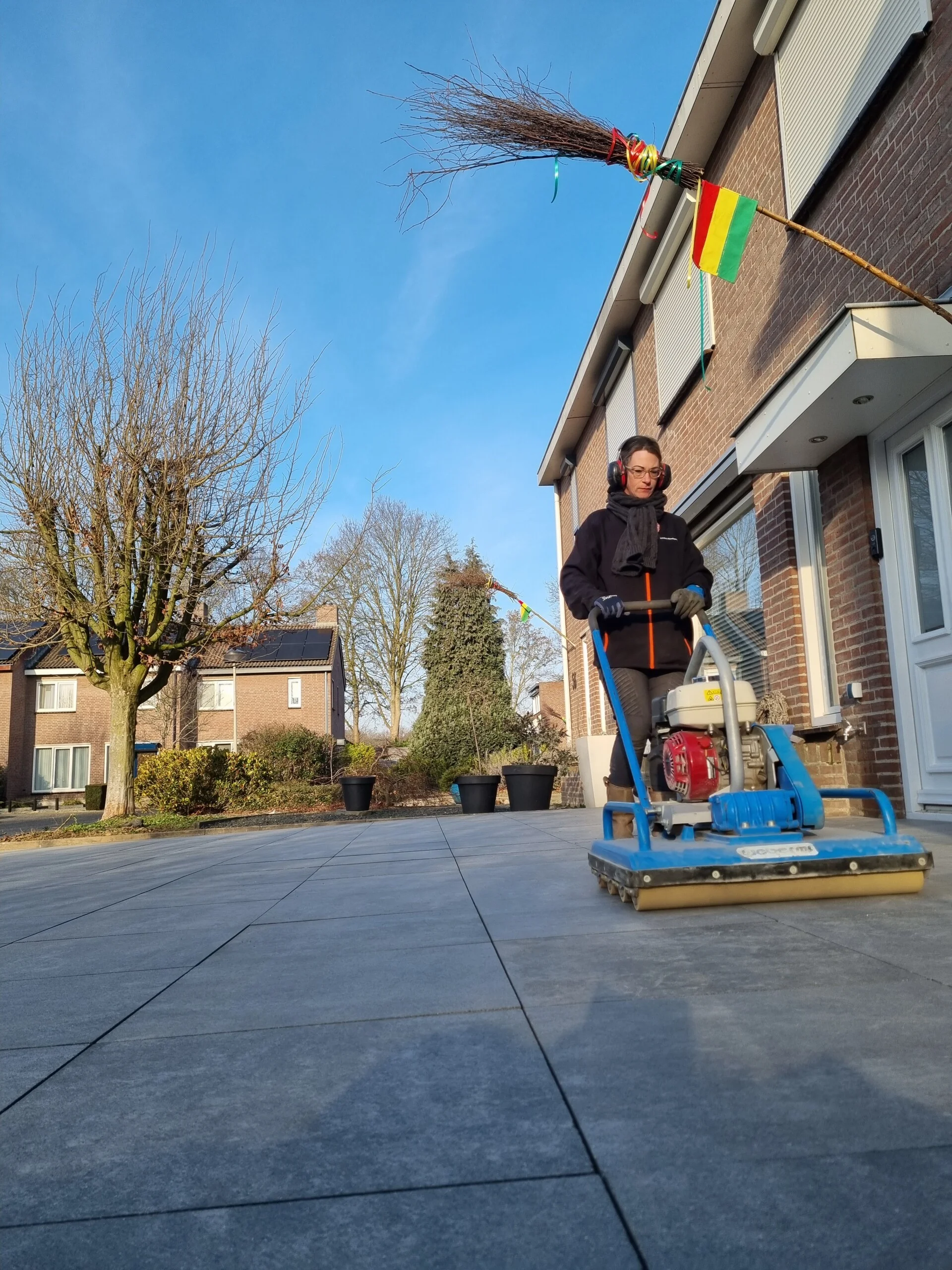 Rob van Neer Bestratingen v.o.f logo